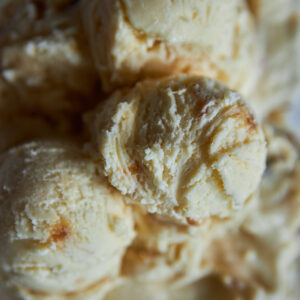 Vanilla w/ Caramel Bits - Pint