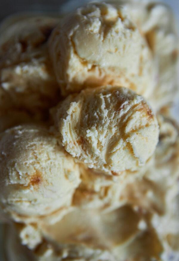 Vanilla w/ Caramel Bits - Pint
